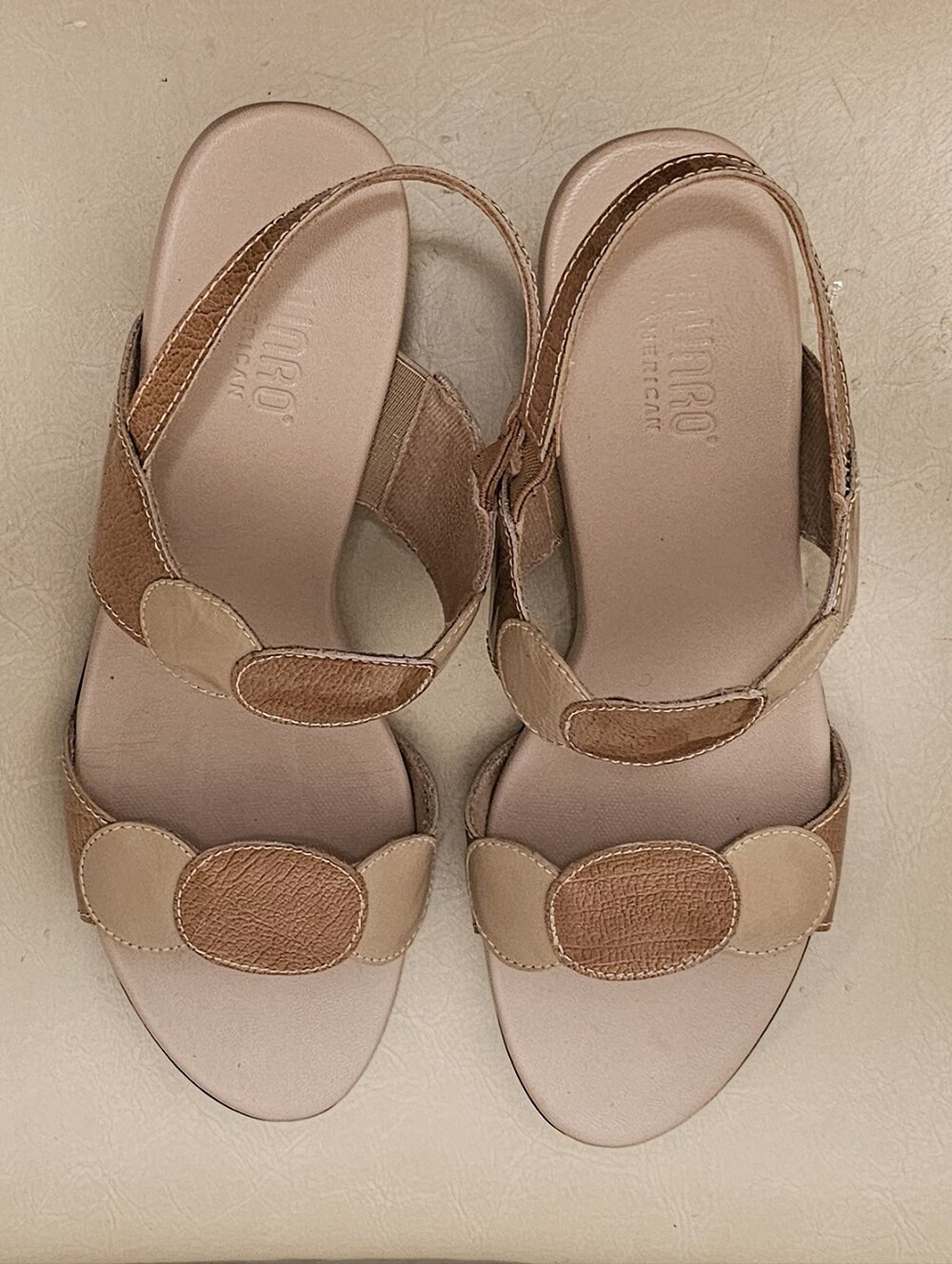 Munro Solar Taupe Metallic Leather Circle Slingback Dress Sandals Sz 7.5 EUC